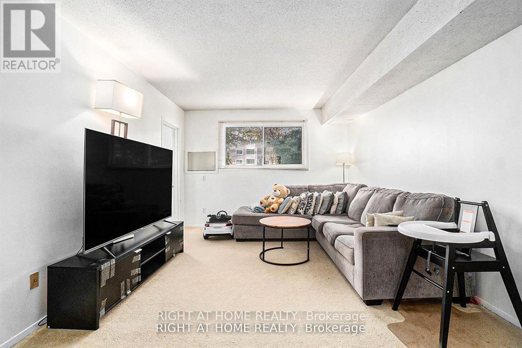 107 - 318 Lorry Greenberg Drive, Ottawa, Ontario  K1T 2R5 - Photo 4 - X12659142