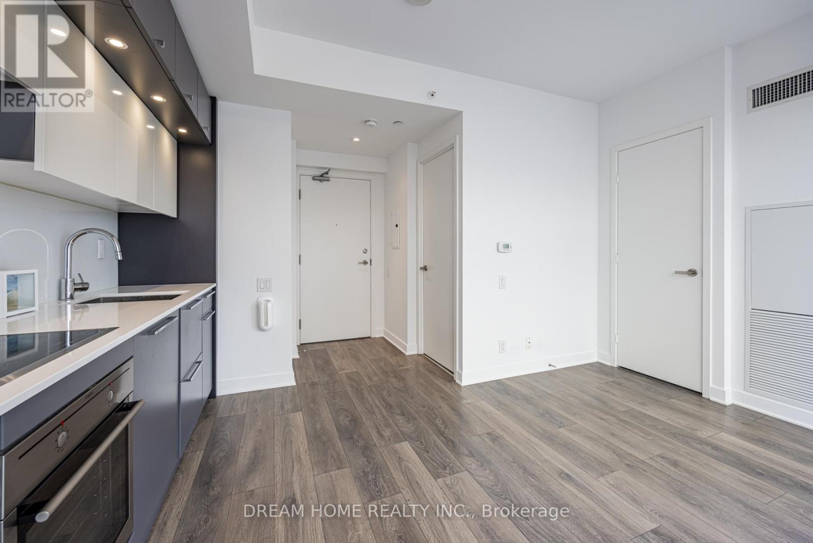 2204 - 15 Grenville Street, Toronto, Ontario  M4Y 1A1 - Photo 10 - C12659140