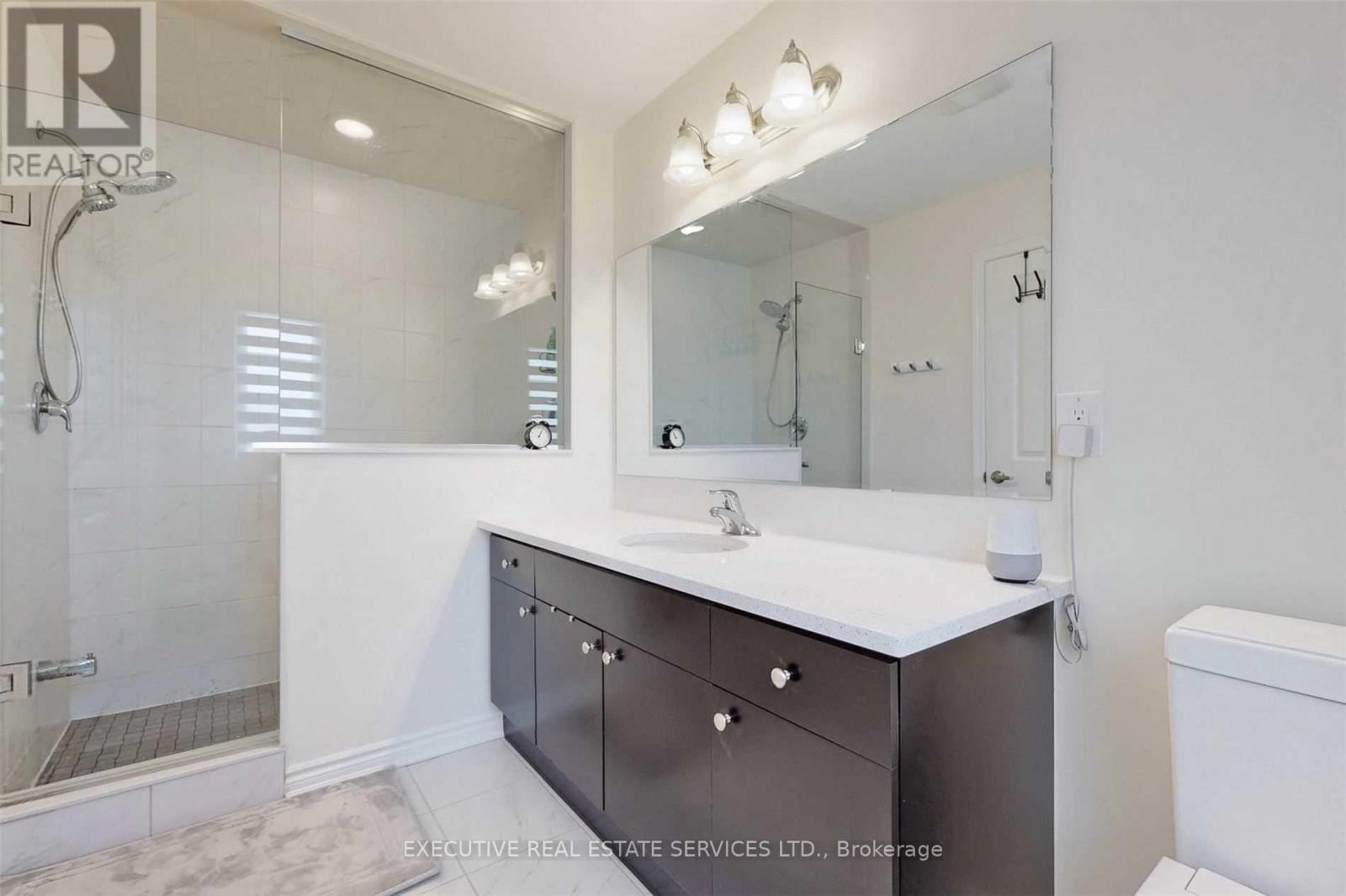 468 Remembrance Road, Brampton, Ontario  L7A 0H1 - Photo 26 - W12659148