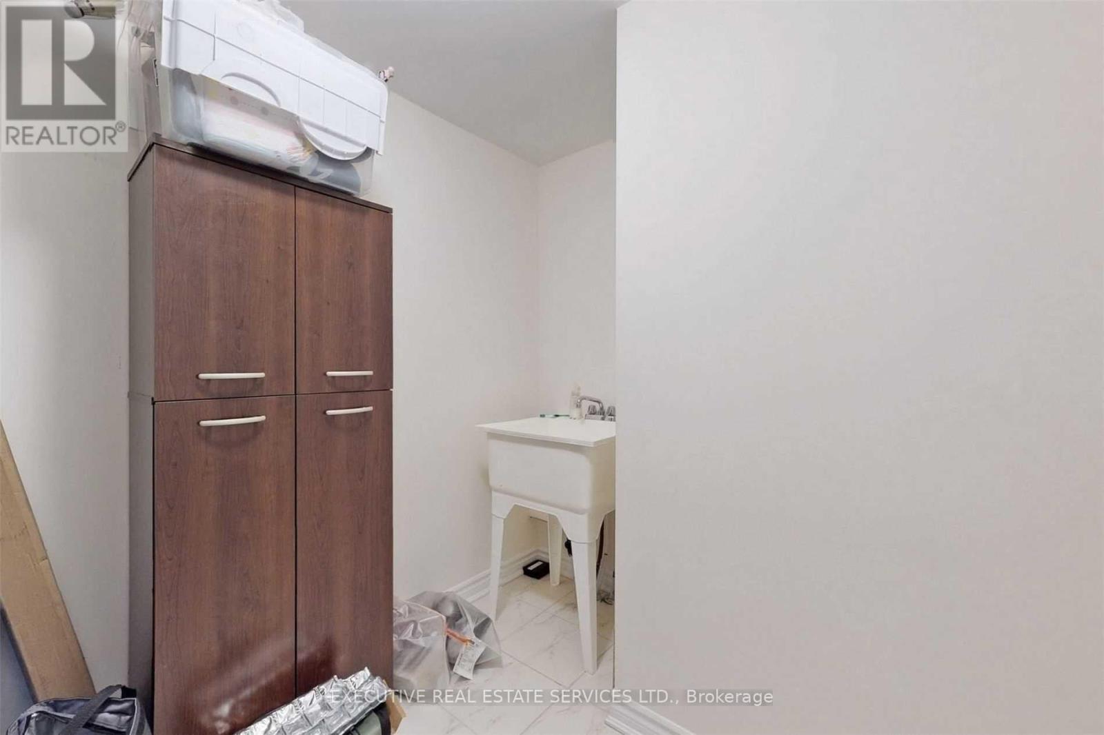 468 Remembrance Road, Brampton, Ontario  L7A 0H1 - Photo 37 - W12659148