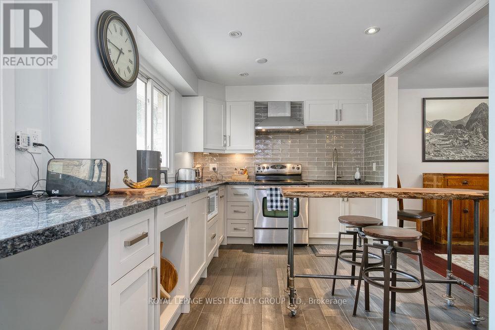 3 - 92 TWENTY NINTH STREET, Toronto, Ontario