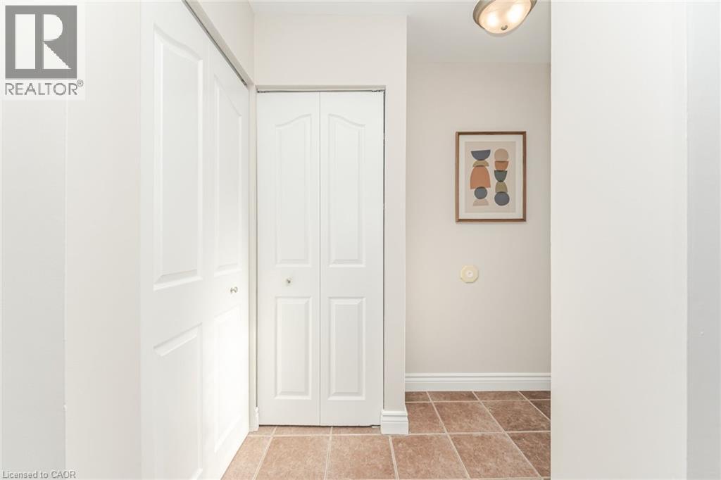 17 White Owl Crescent, Brantford, Ontario  N3P 1A1 - Photo 3 - 40793240