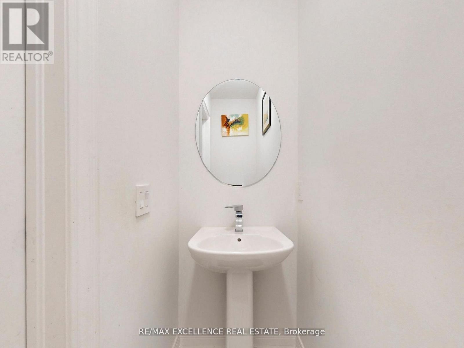 33 Tiger Crescent, Brampton, Ontario  L6R 0C8 - Photo 12 - W12652800