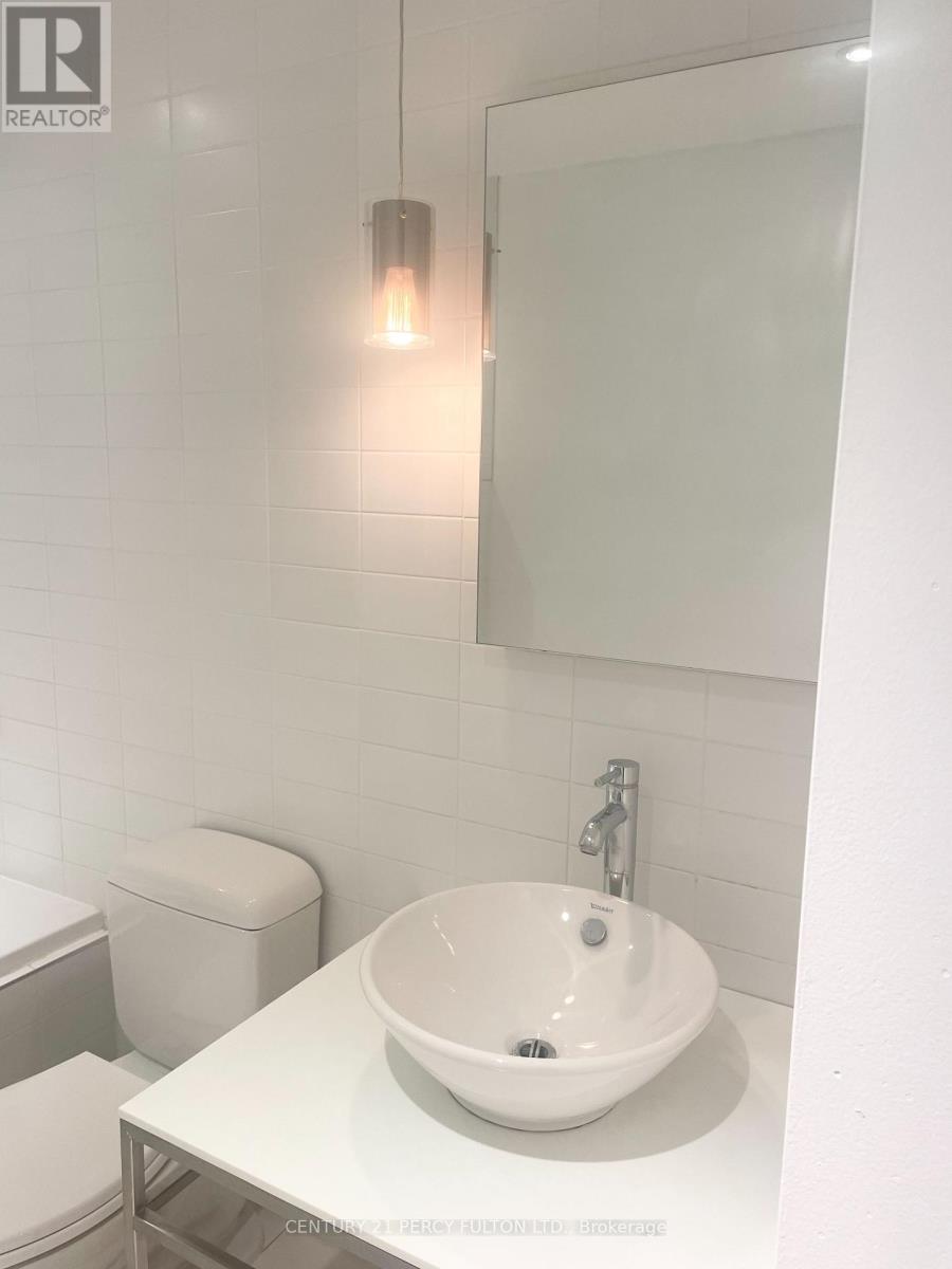 105 - 75 Portland Street, Toronto, Ontario  M5V 2M9 - Photo 15 - C12659166