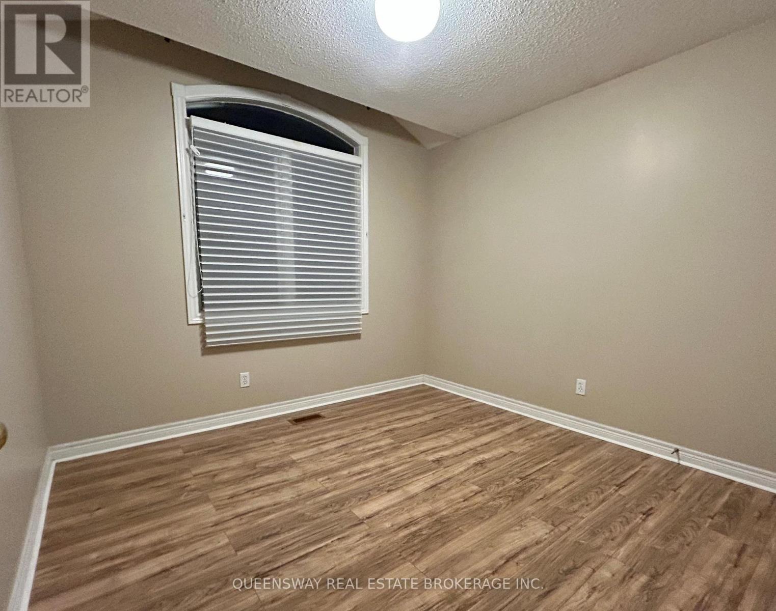 277 Ryerson Crescent, Oshawa, Ontario  L1G 8B7 - Photo 17 - E12659174