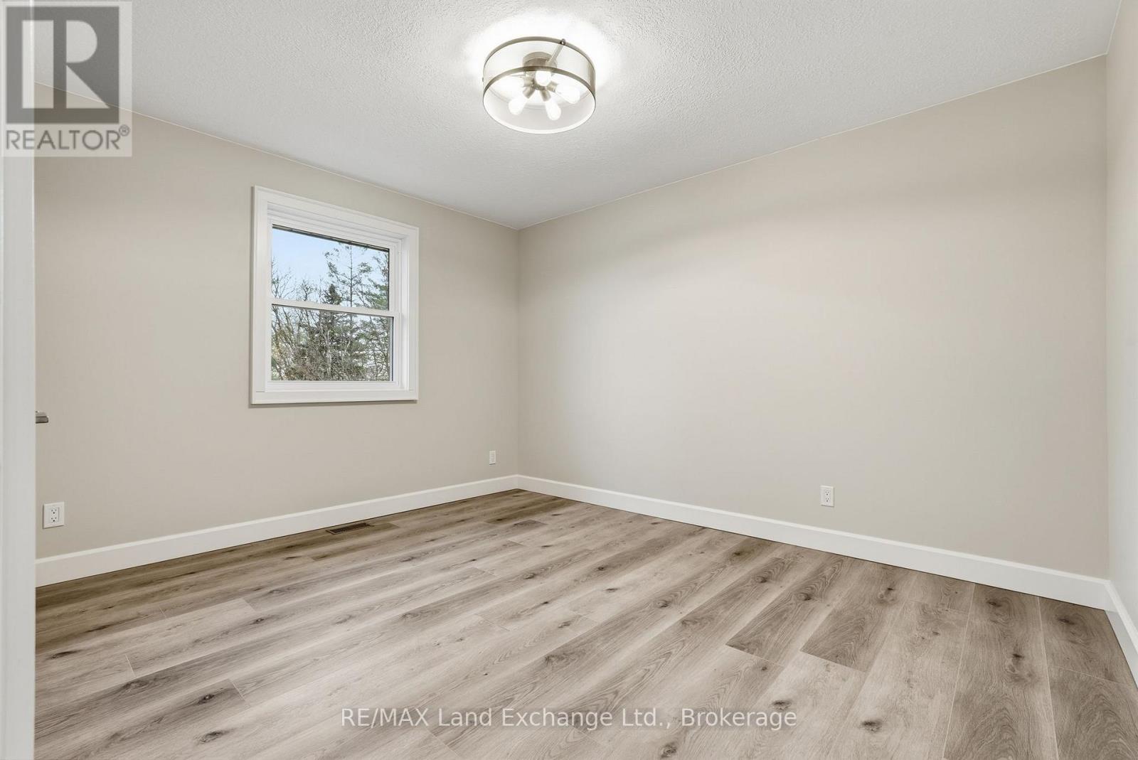 25 Dirstien Street N, Brockton, Ontario  N0G 1S0 - Photo 30 - X12577902