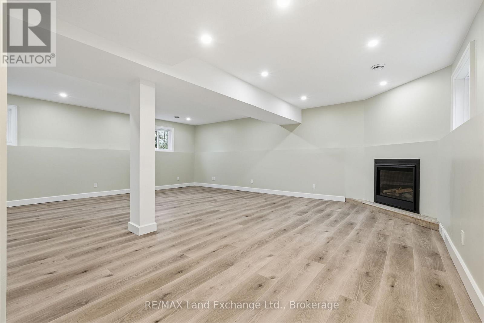 25 Dirstien Street N, Brockton, Ontario  N0G 1S0 - Photo 43 - X12577902