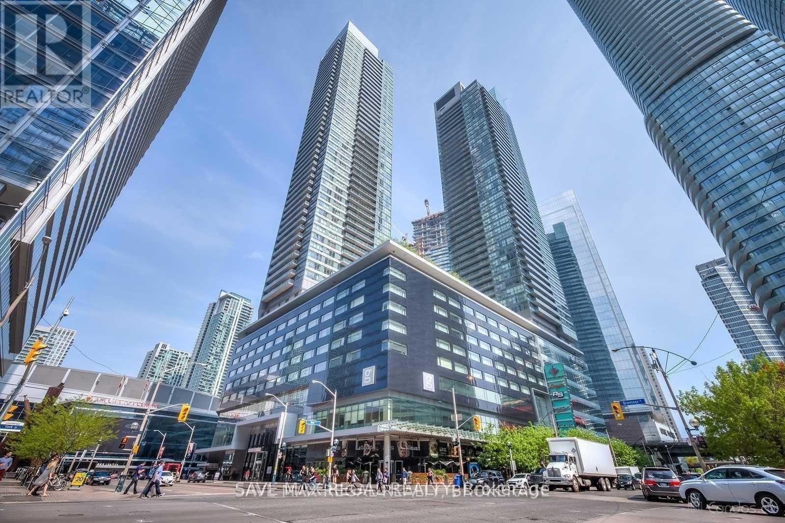 4211 - 55 BREMNER BOULEVARD, Toronto, Ontario