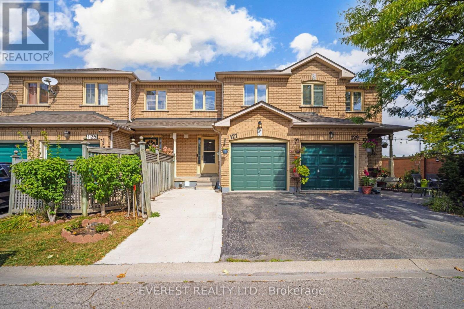 127 - 2 SIR LOU DRIVE, Brampton, Ontario