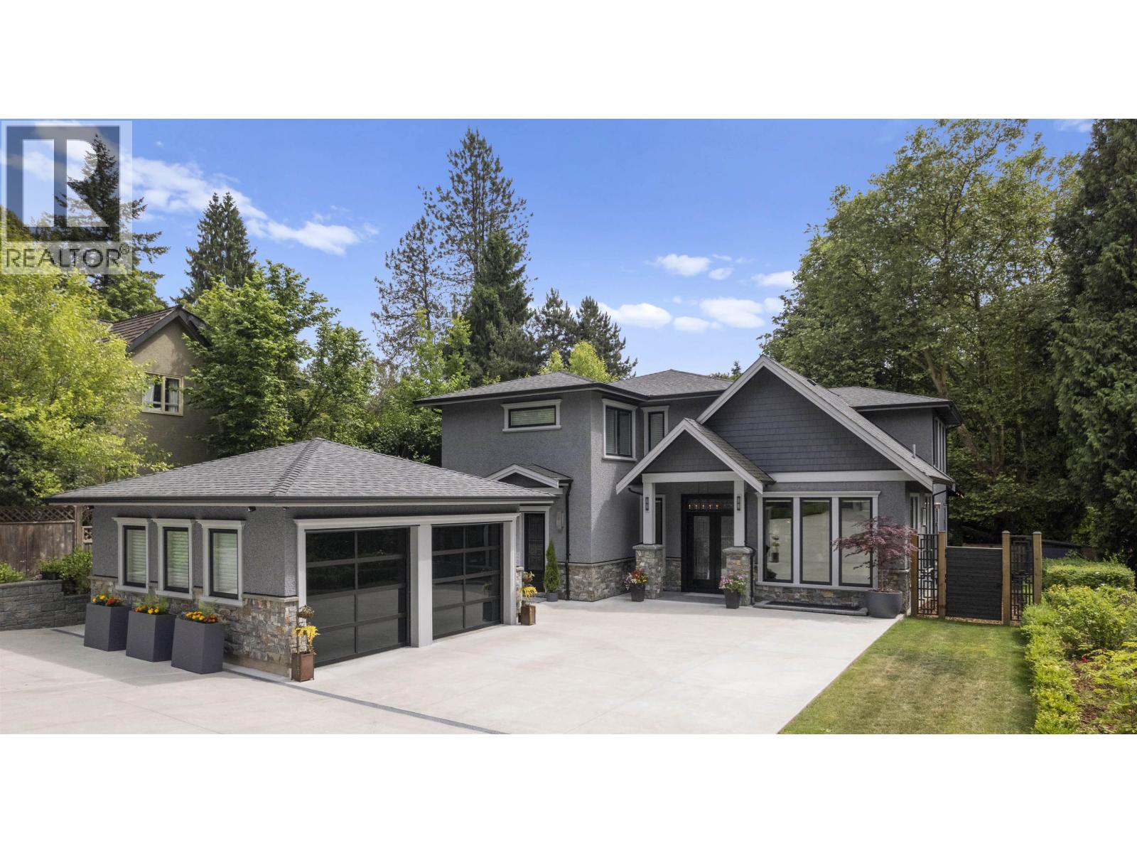 8258 GOVERNMENT ROAD, Burnaby, British Columbia