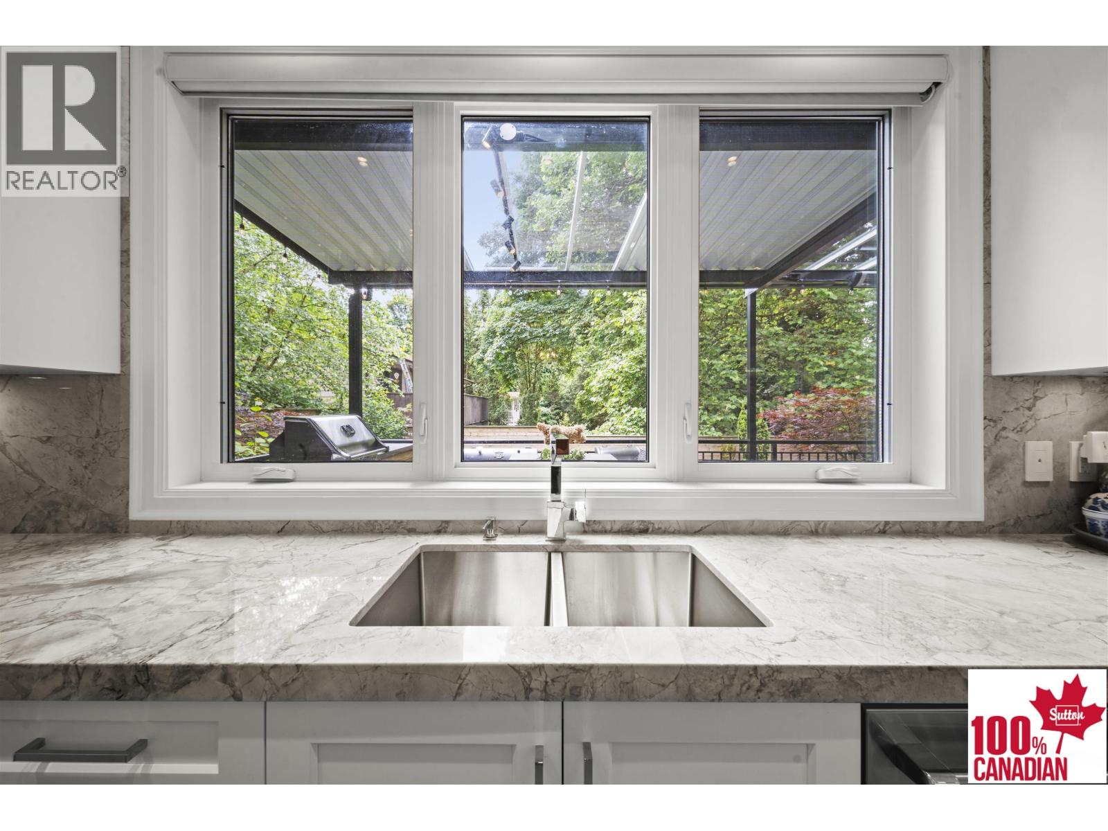 8258 Government Road, Burnaby, British Columbia  V5A 2E3 - Photo 13 - R3020528