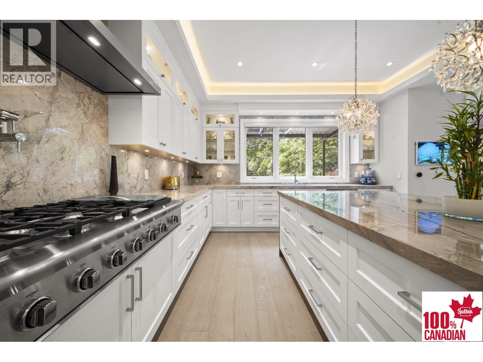 8258 Government Road, Burnaby, British Columbia  V5A 2E3 - Photo 15 - R3020528