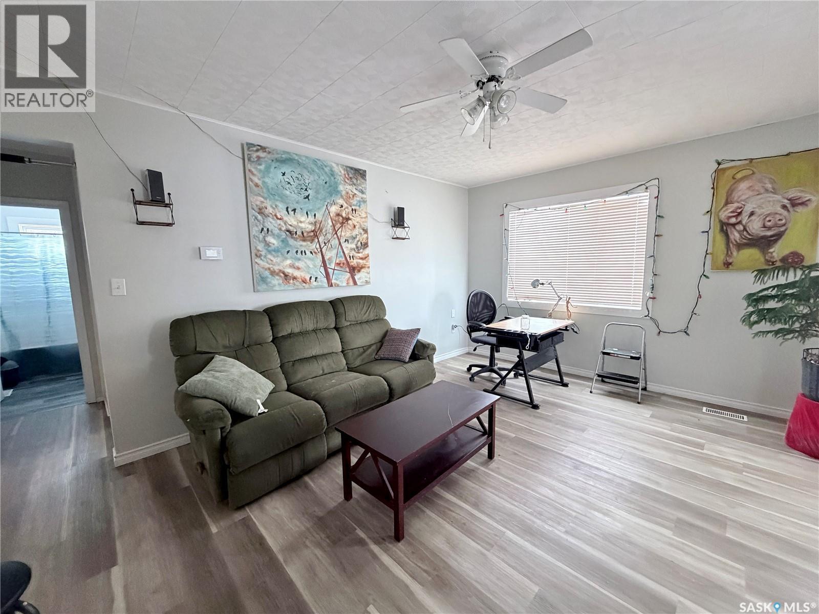 202 Saskatchewan Avenue, Liberty, Saskatchewan  S0G 3A0 - Photo 9 - SK026114