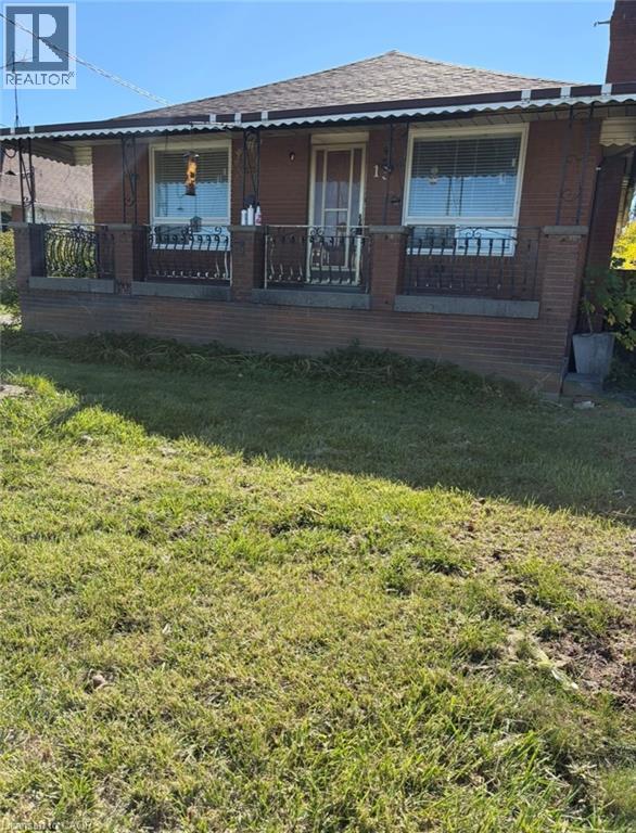 13 Penny Lane, Stoney Creek, Ontario  L8J 2V7 - Photo 1 - 40795069