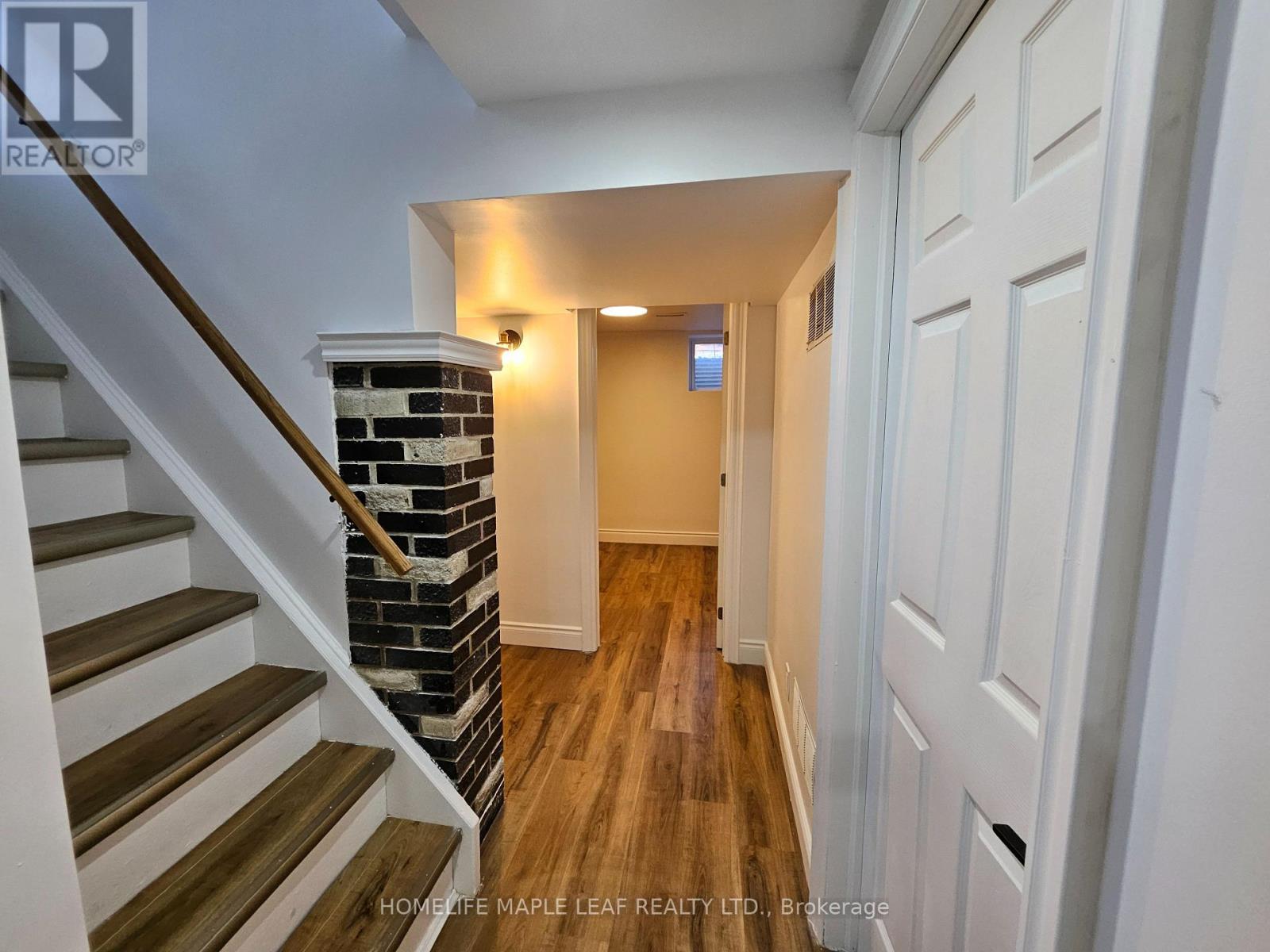 56 Helene Crescent, Waterloo, Ontario  N2L 5E5 - Photo 25 - X12659182