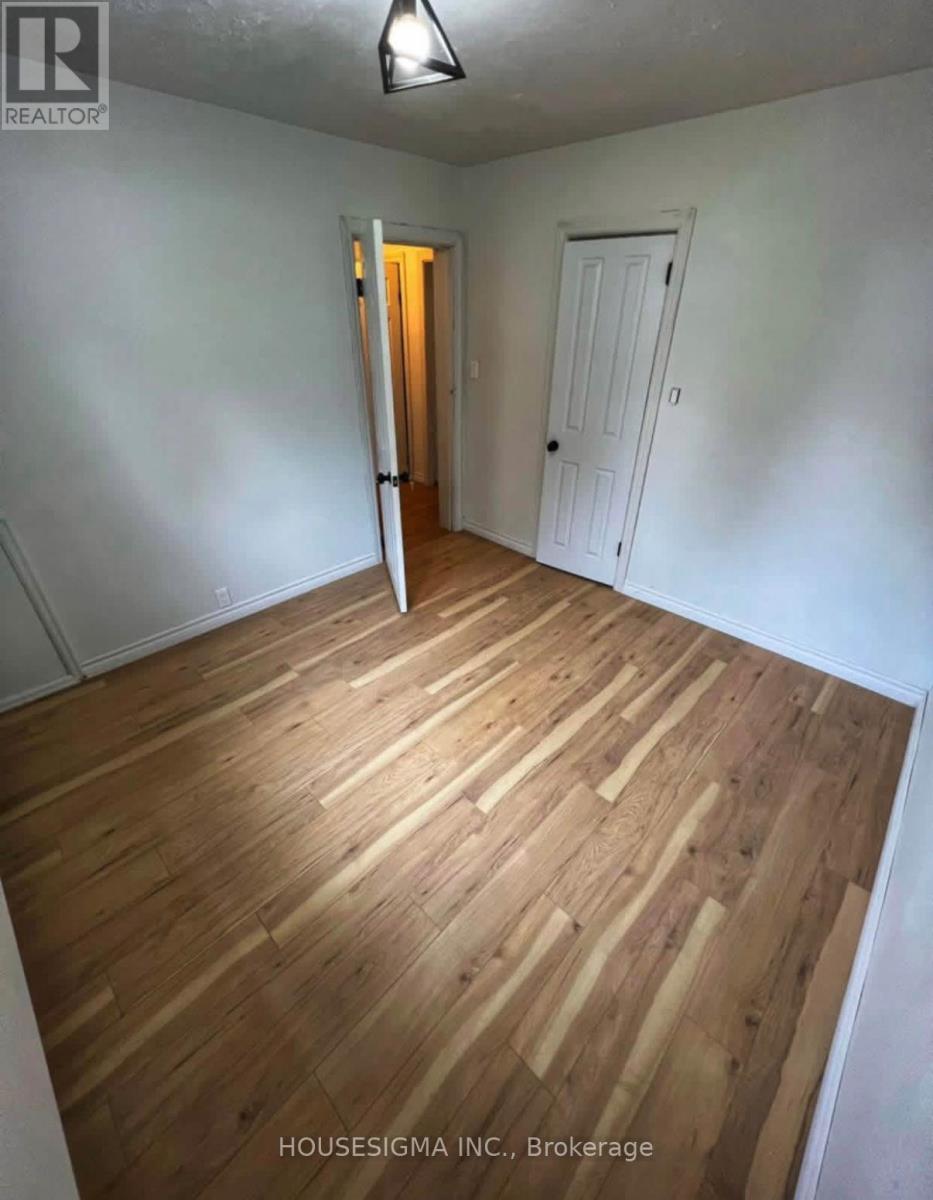 147 Emerson Avenue, London South, Ontario  N5Z 3L5 - Photo 3 - X12659190