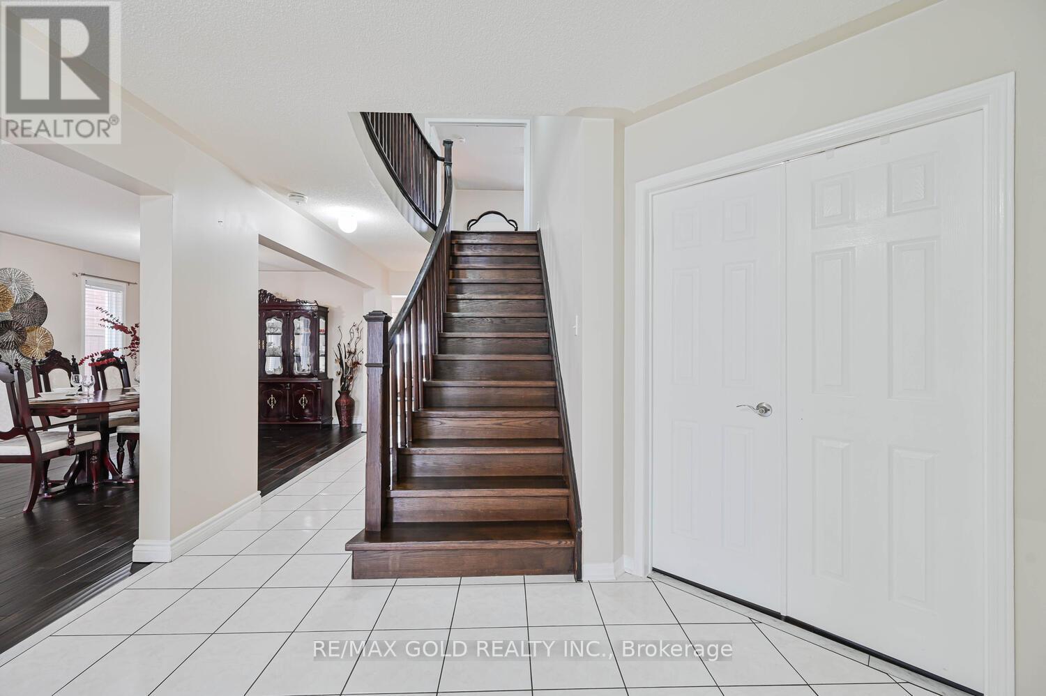 30 Foxtail Road, Brampton, Ontario  L6R 1E2 - Photo 20 - W12657738