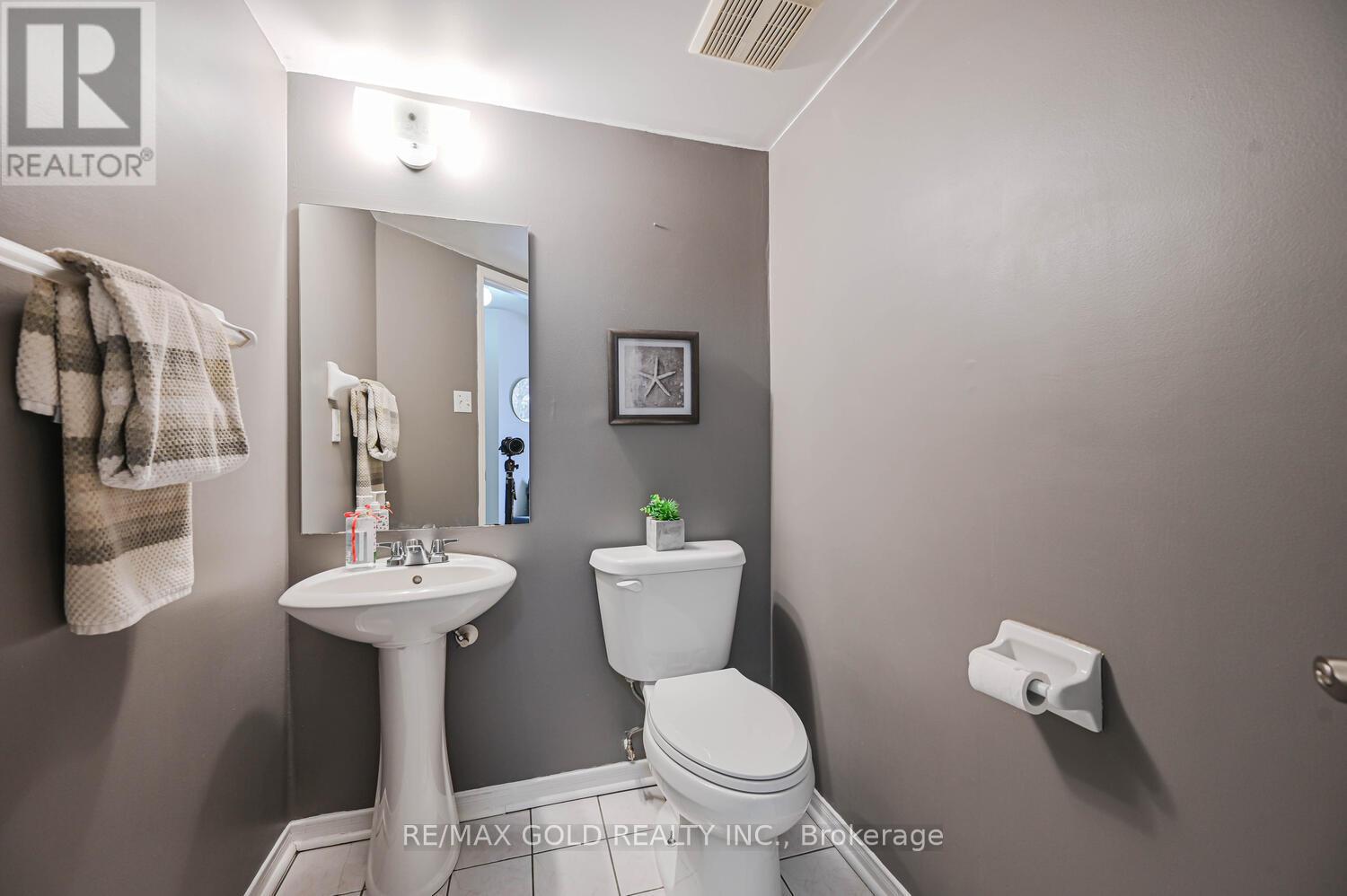 30 Foxtail Road, Brampton, Ontario  L6R 1E2 - Photo 19 - W12657738