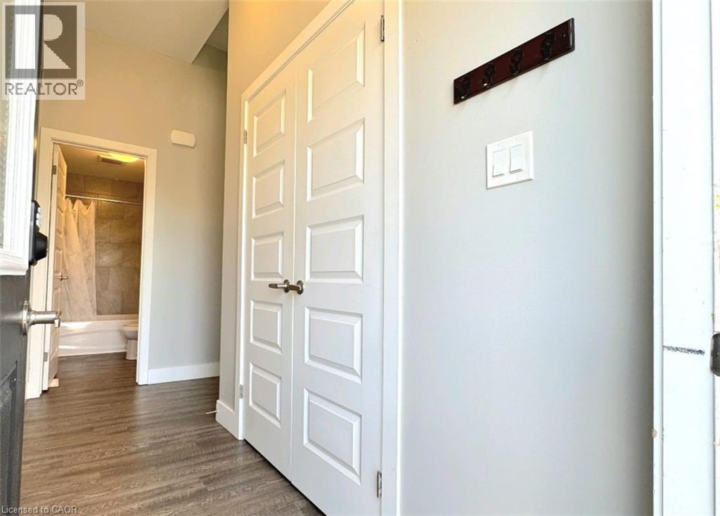 261 Cairn Street, London, Ontario  N5Z 3W9 - Photo 4 - 40794881