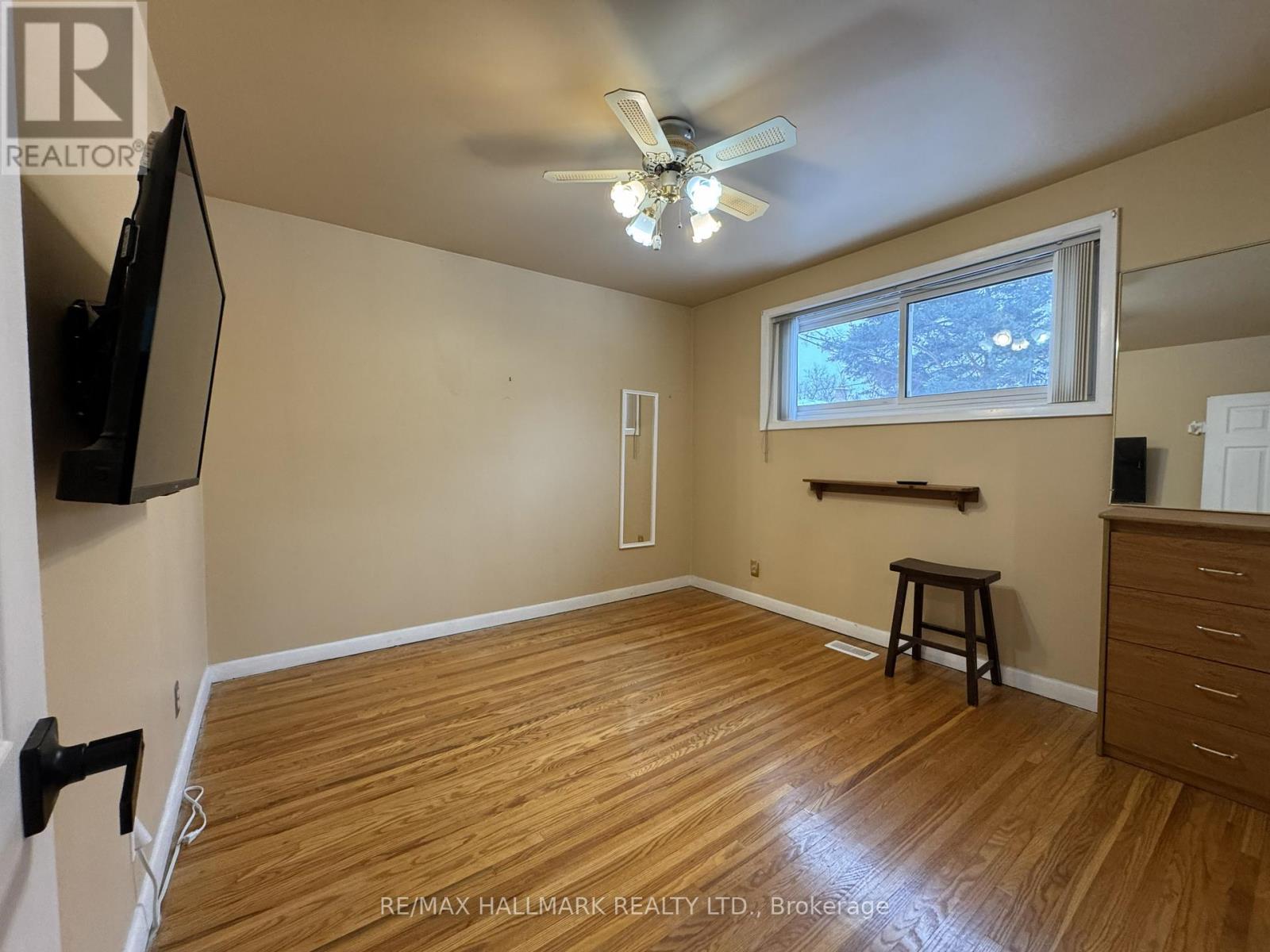 6 Bailey Crescent, Aurora, Ontario  L4G 2B3 - Photo 16 - N12659196