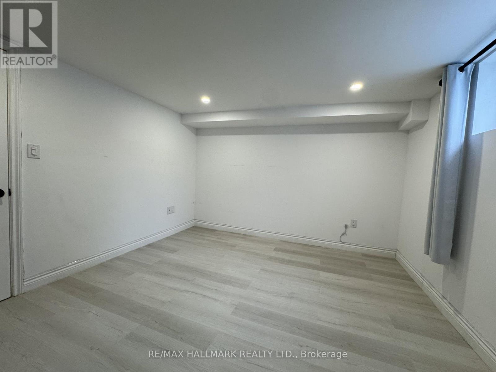 6 Bailey Crescent, Aurora, Ontario  L4G 2B3 - Photo 32 - N12659196