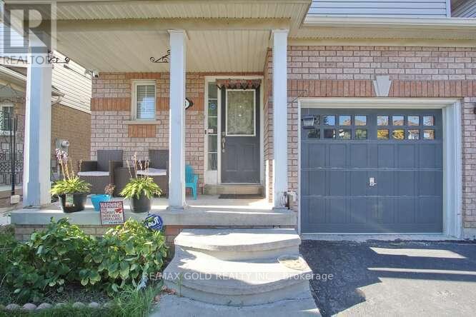 88 Ridgemore Crescent, Brampton, Ontario  L7A 2L5 - Photo 3 - W12654914