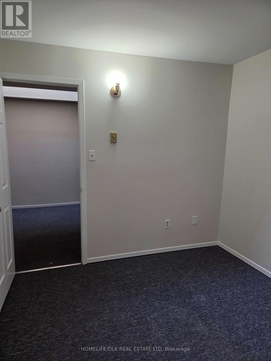 3 - 180 King Street E, Gananoque, Ontario  K7G 1G2 - Photo 5 - X12564392