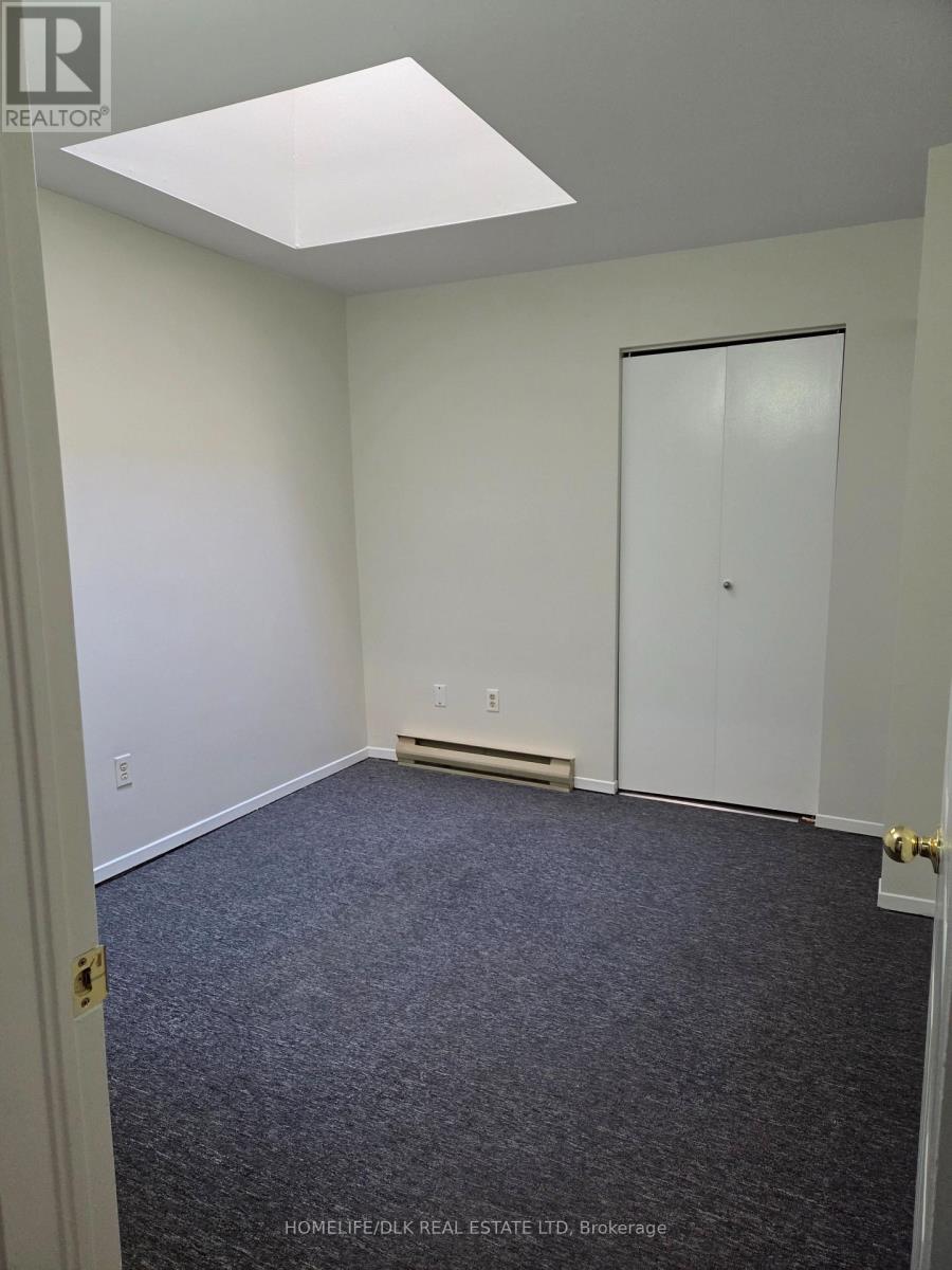 3 - 180 King Street E, Gananoque, Ontario  K7G 1G2 - Photo 4 - X12564392