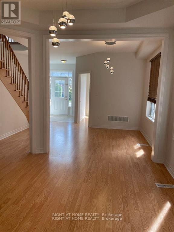 5343 Terry Fox Way, Mississauga, Ontario  L5V 0C5 - Photo 16 - W12659204