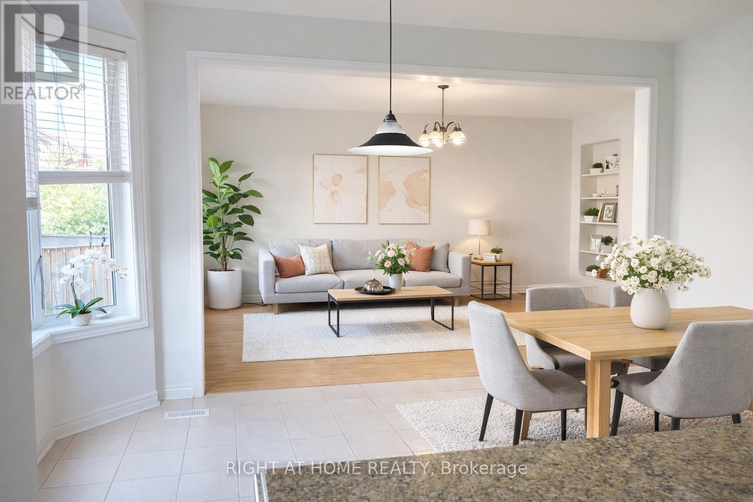 5343 Terry Fox Way, Mississauga, Ontario  L5V 0C5 - Photo 2 - W12659204