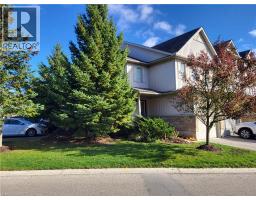 85 BANKSIDE Drive Unit# E34, Kitchener, Ontario