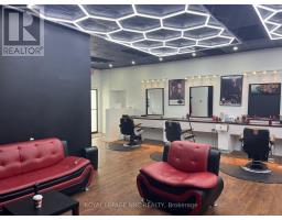 5824 MAIN STREET, Niagara Falls, Ontario