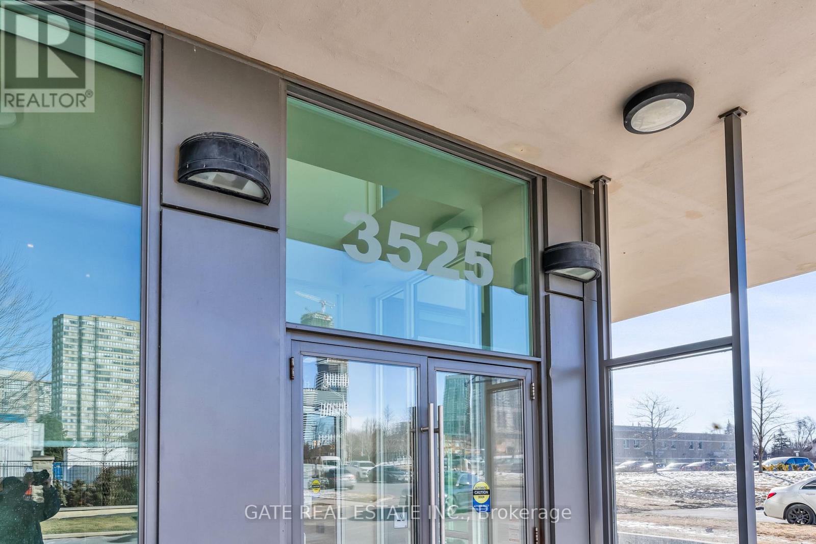 803 - 3525 Kariya Drive, Mississauga, Ontario  L5B 0C2 - Photo 3 - W12659216