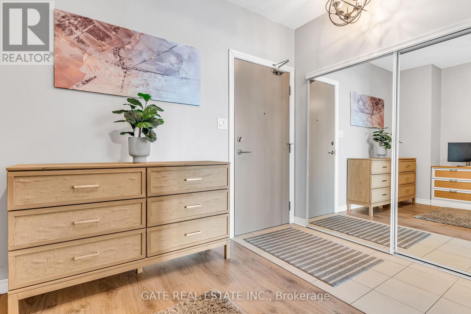 803 - 3525 Kariya Drive, Mississauga, Ontario  L5B 0C2 - Photo 6 - W12659216