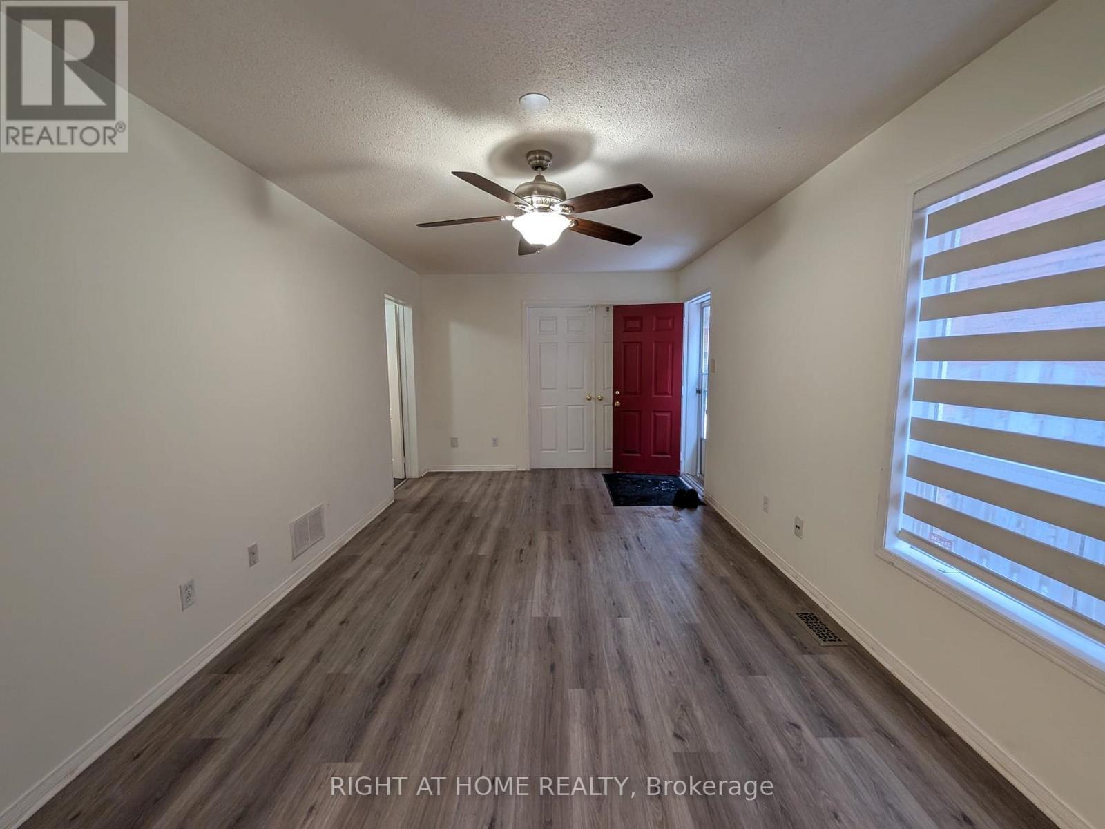 Main Floor - 5864 Delle Donne Drive, Mississauga, Ontario  L5M 7A3 - Photo 5 - W12525620