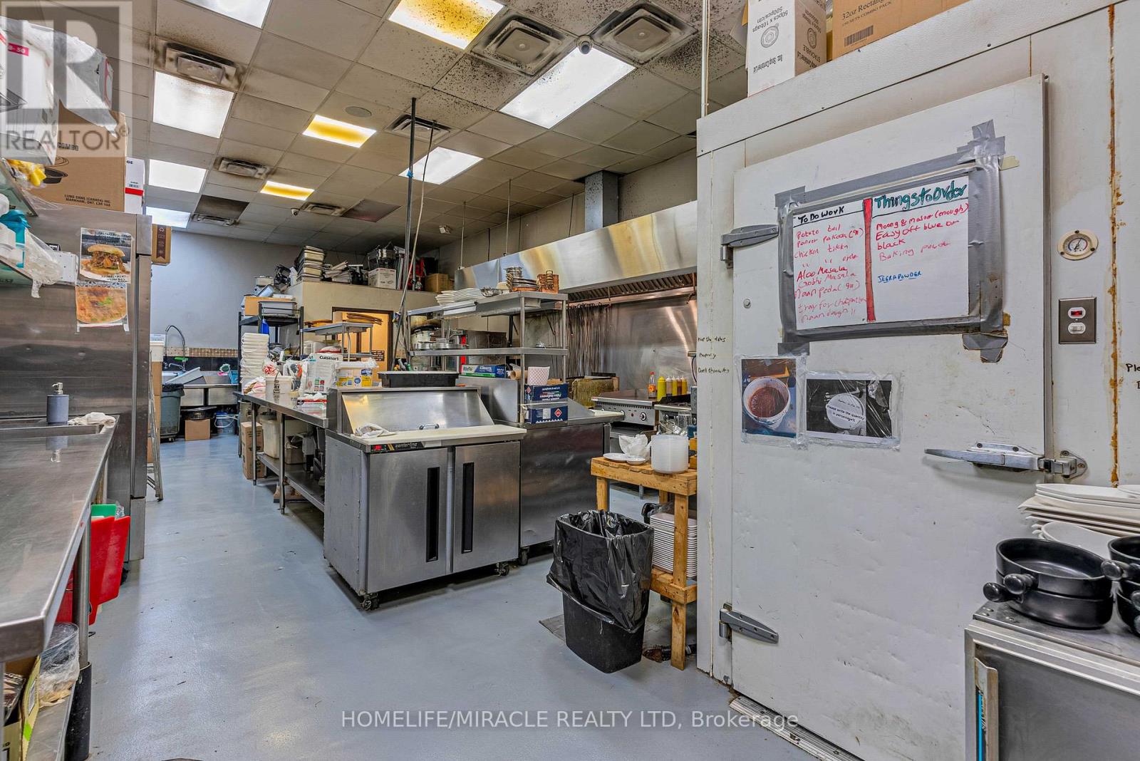 Unit A - 7454 Airport Road, Mississauga, Ontario  L4T 2H5 - Photo 8 - W12659230