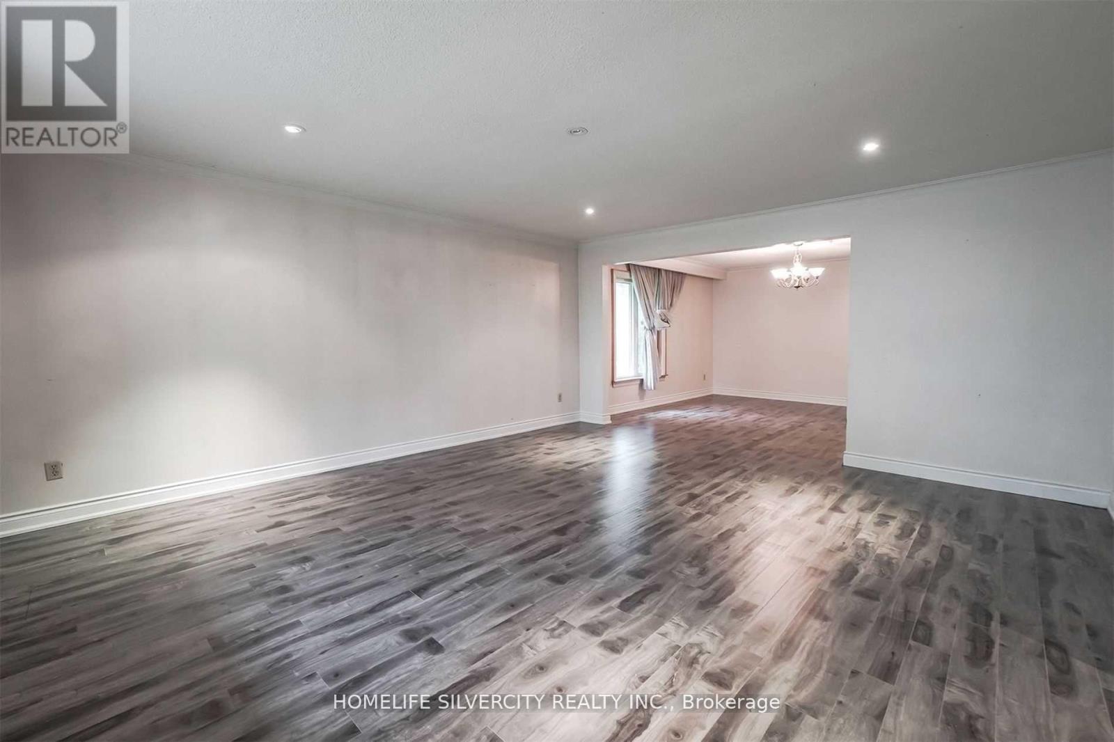 4395 Castlemore Road, Brampton, Ontario  L6P 0W9 - Photo 4 - W12422306