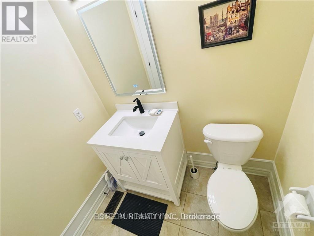 357 Laughlin Circle, Ottawa, Ontario  K2T 0E3 - Photo 16 - X12659254