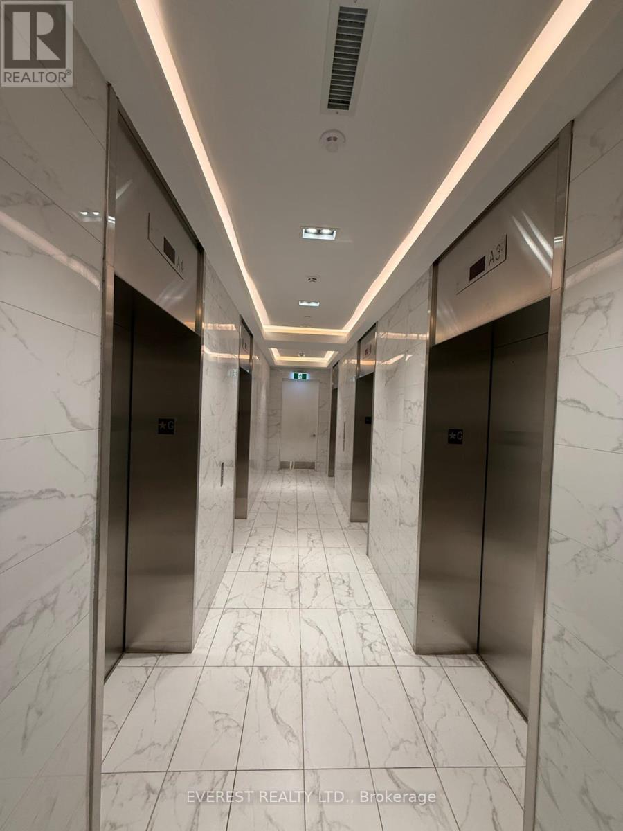 302 - 238 Simcoe Street, Toronto, Ontario  M5T 0E2 - Photo 8 - C12659250