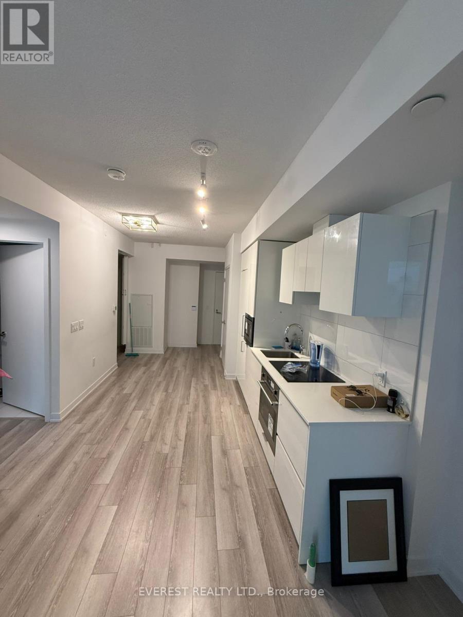 302 - 238 Simcoe Street, Toronto, Ontario  M5T 0E2 - Photo 9 - C12659250