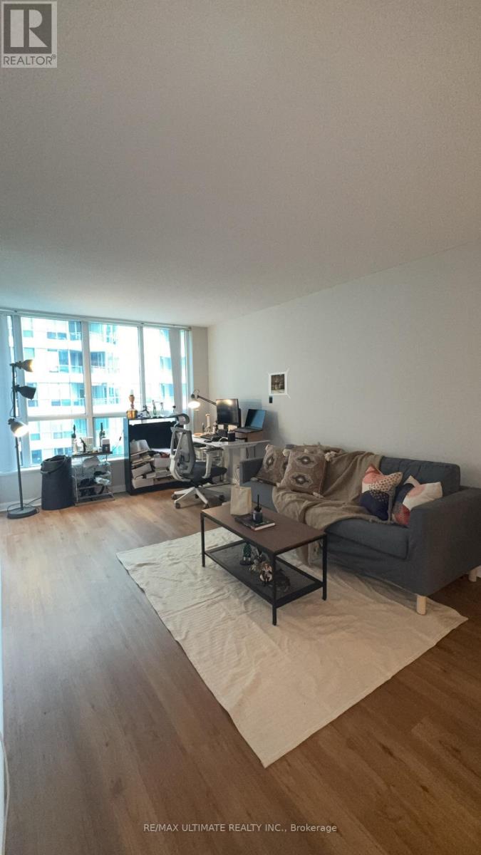 720 - 230 Queens Quay W, Toronto, Ontario  M5J 2Y7 - Photo 9 - C12592132