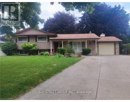 10 RIDEAU CRESCENT, St. Catharines, Ontario