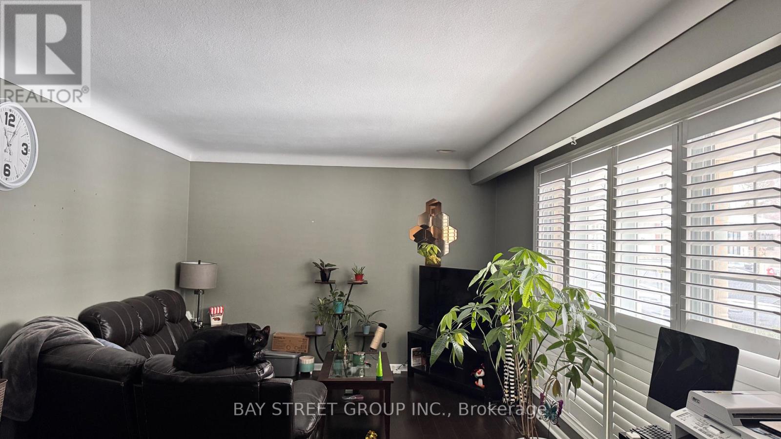 10 Rideau Crescent, St. Catharines, Ontario  L2M 2E9 - Photo 10 - X12656814