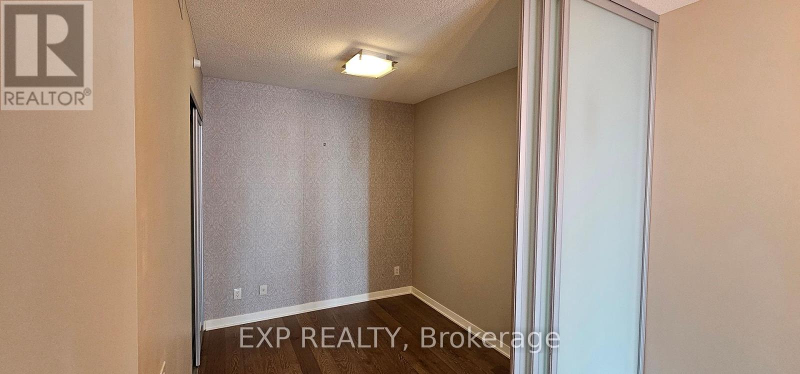 1706 - 88 Park Lawn Road, Toronto, Ontario  M8Y 0B5 - Photo 8 - W12659242