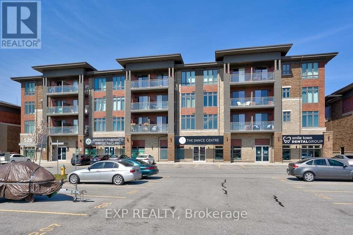 211 - 520 North Service Road, Grimsby, Ontario  L3M 0C9 - Photo 1 - X12659256
