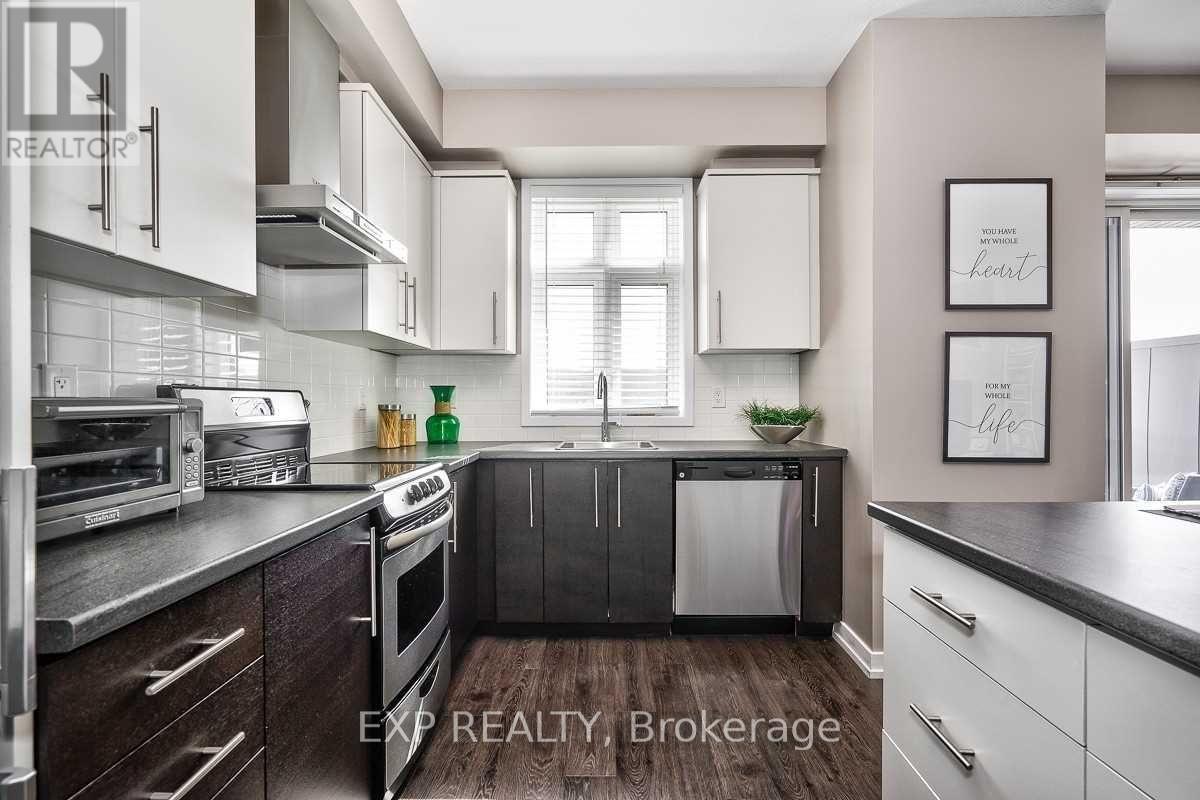 211 - 520 North Service Road, Grimsby, Ontario  L3M 0C9 - Photo 11 - X12659256