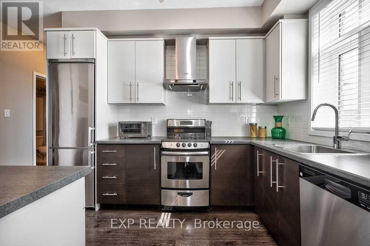 211 - 520 North Service Road, Grimsby, Ontario  L3M 0C9 - Photo 12 - X12659256