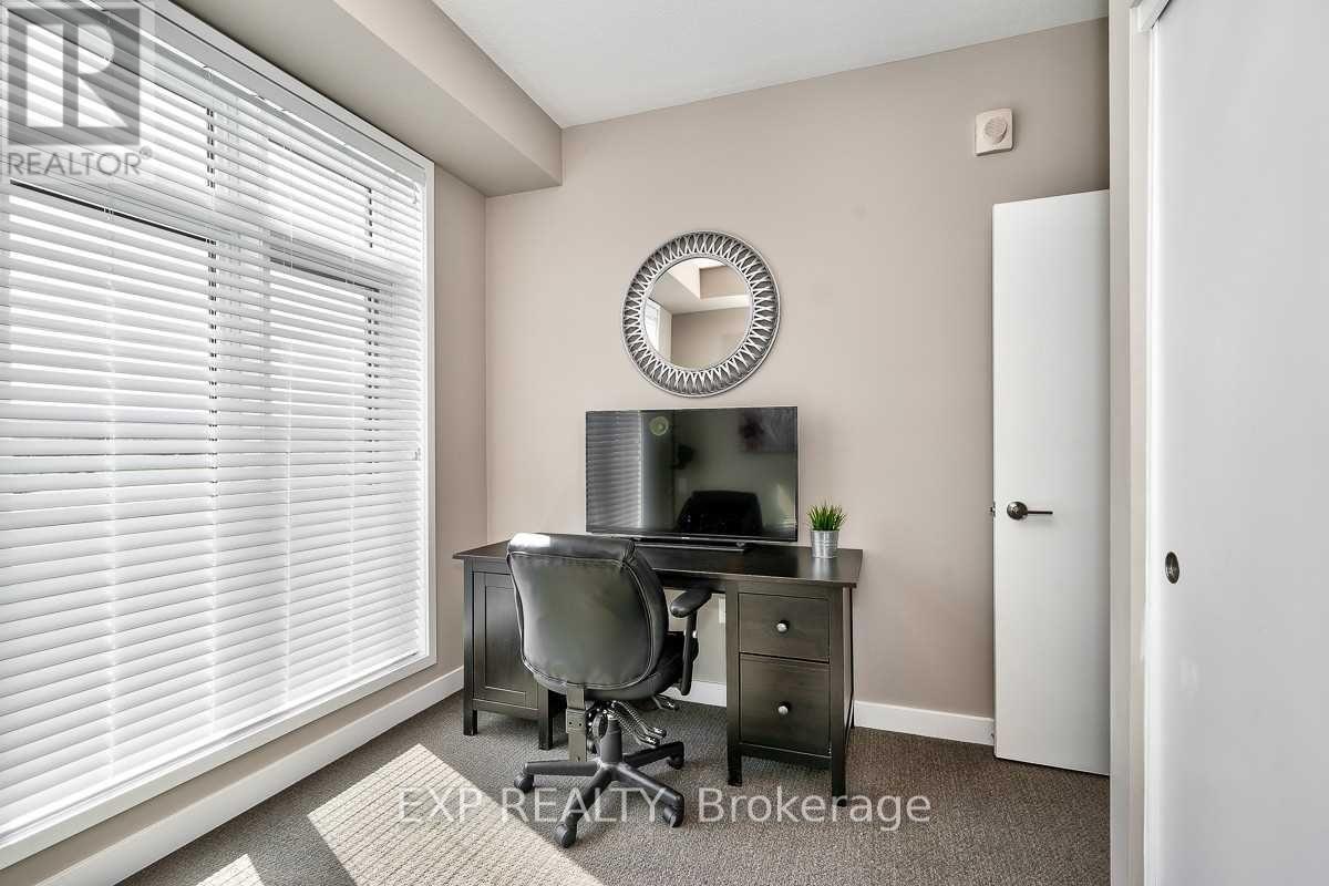 211 - 520 North Service Road, Grimsby, Ontario  L3M 0C9 - Photo 15 - X12659256