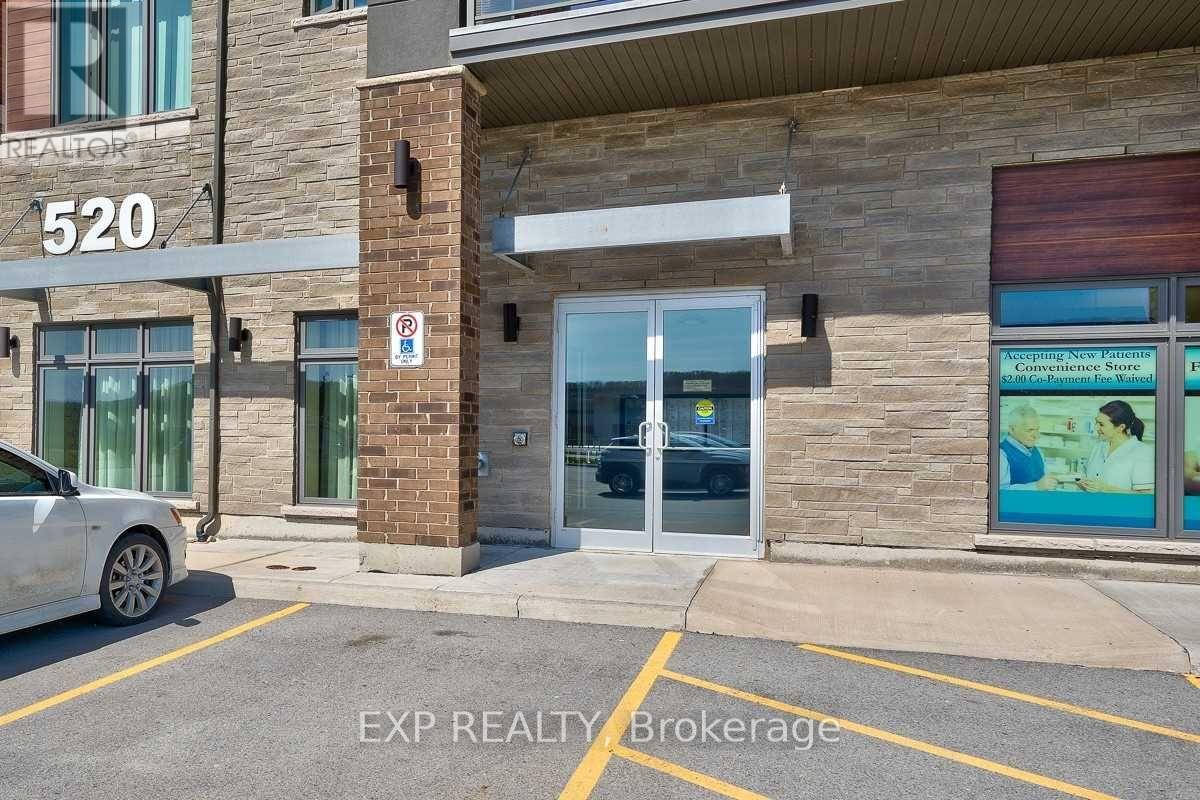 211 - 520 North Service Road, Grimsby, Ontario  L3M 0C9 - Photo 2 - X12659256