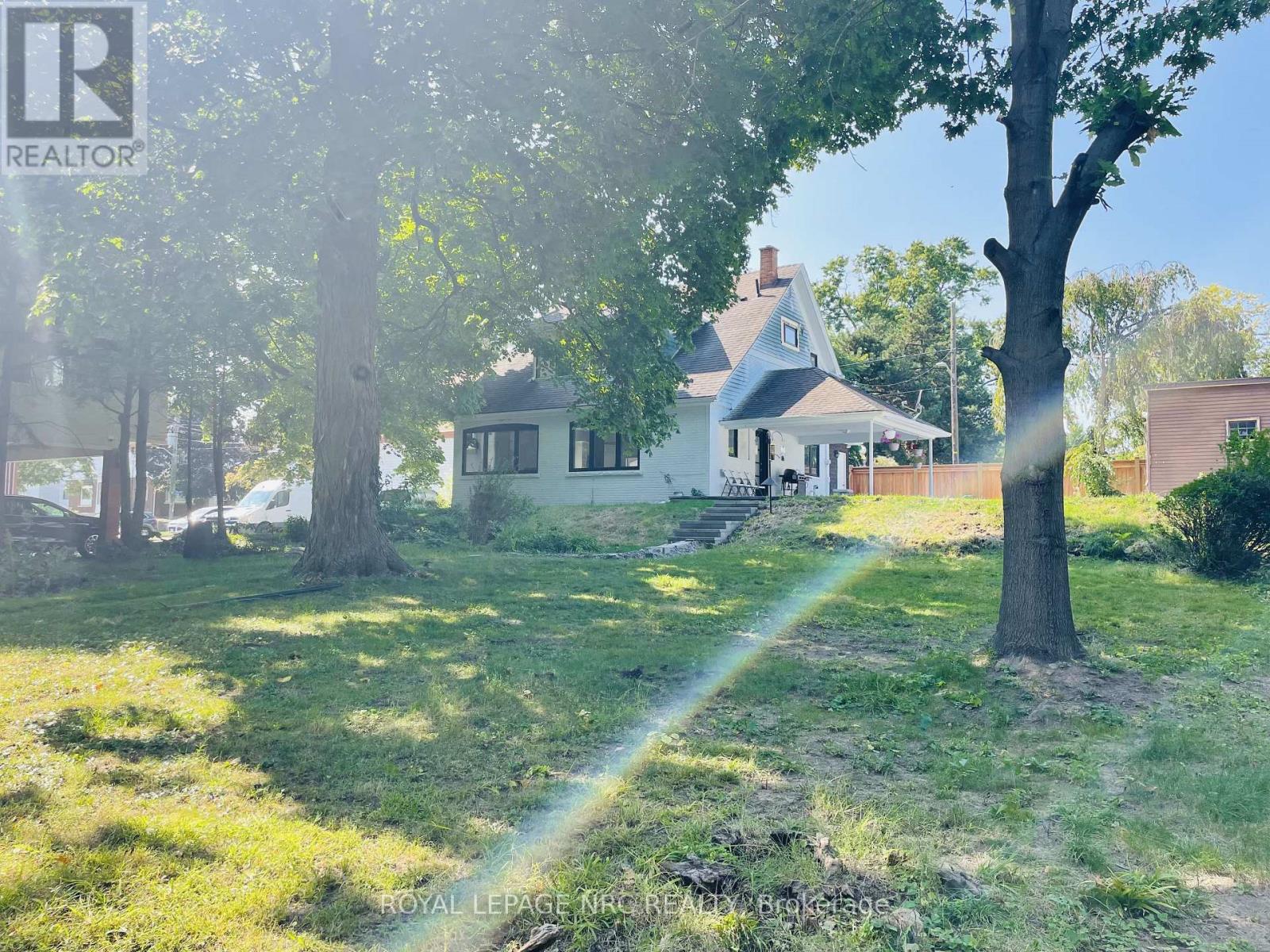 5341 River Road, Niagara Falls, Ontario  L2E 3G9 - Photo 2 - X12659258